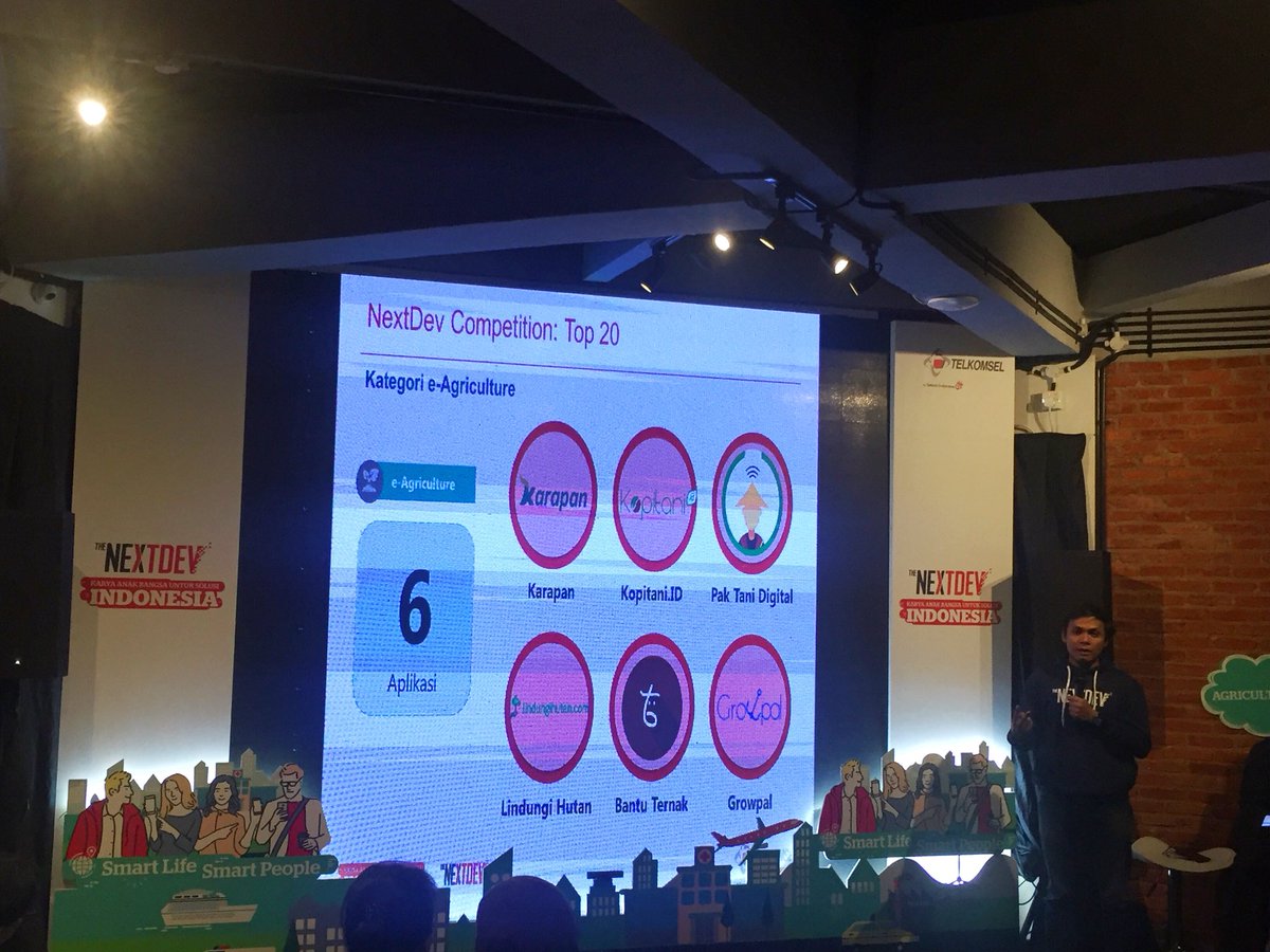 Telkomsel's tweet photo. Selamat kepada top 20 finalist #NextDevCompetition yang telah terpilih di #NextDev2017 . https://t.co/rULX8Ufycj