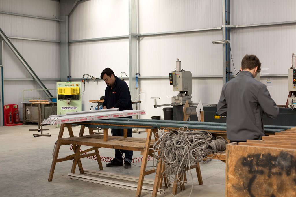 PatioMaster's tweet photo. #DidYouKnow Every PatioMaster door is unique. Precision made, to the colours and configuration you require. https://t.co/AyYnQtqyQm https://t.co/S2Tuba55rD