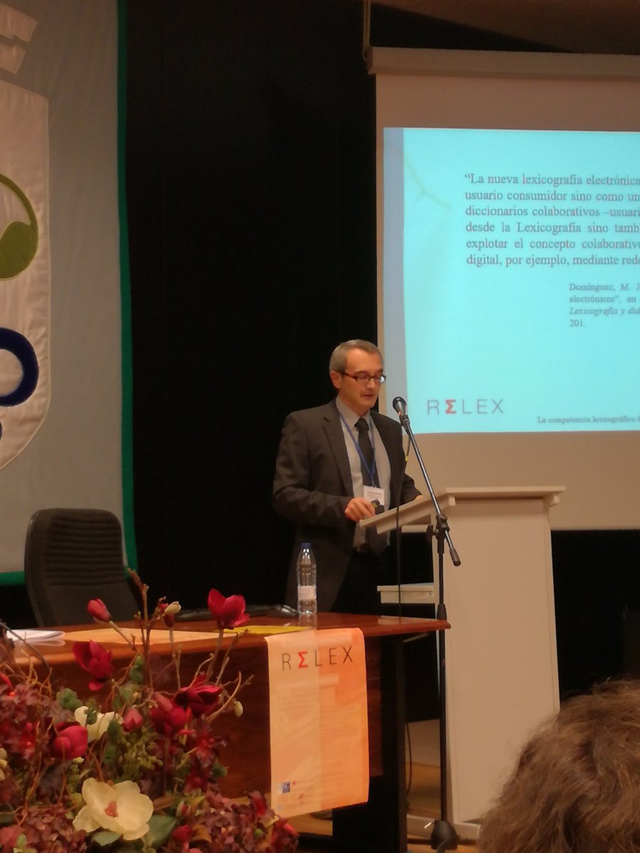 majodominguez13's tweet photo. Vaya lujo la conferencia de Cecilio Garriga en #RELEX3 https://t.co/ckxpnJj98o