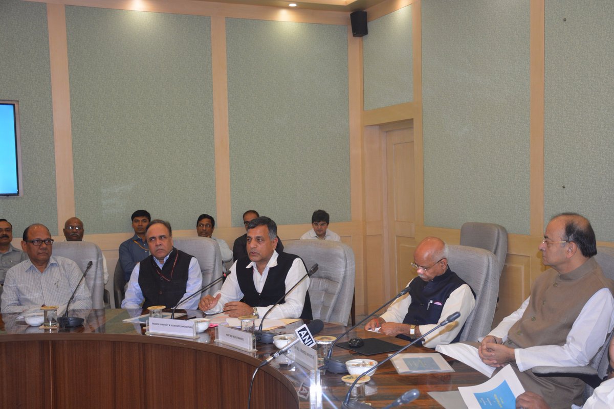 FinMinIndia's tweet image. FM @arunjaitley launching the full scale roll-out of mandatory use of PFMS implementation across all Central Sector Schemes of Govt of India