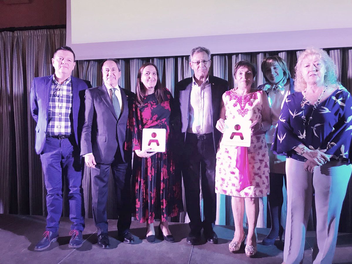 CruzRojaSalaman's tweet photo. En las XV Jornadas Nacionales de Captación, nuestra Asamblea de #Peñaranda ha conseguido Premio en Captación de Socios, FELICIDADES. https://t.co/gjmnKwem4Q