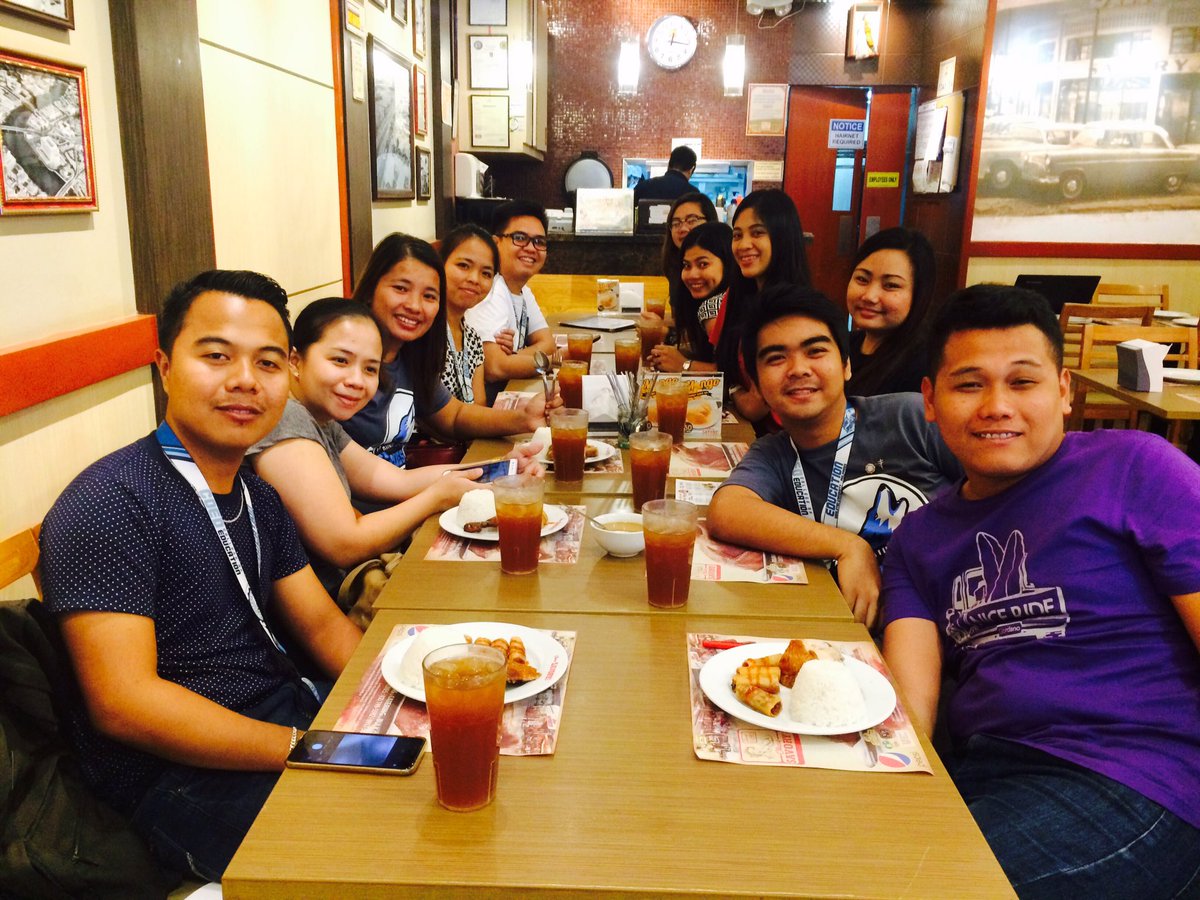 RianCarlo6's tweet photo. What R friends R 4

Yung kaibigang andyn sa oras ng iyong kalungkutan https://t.co/V8ddVePL7p