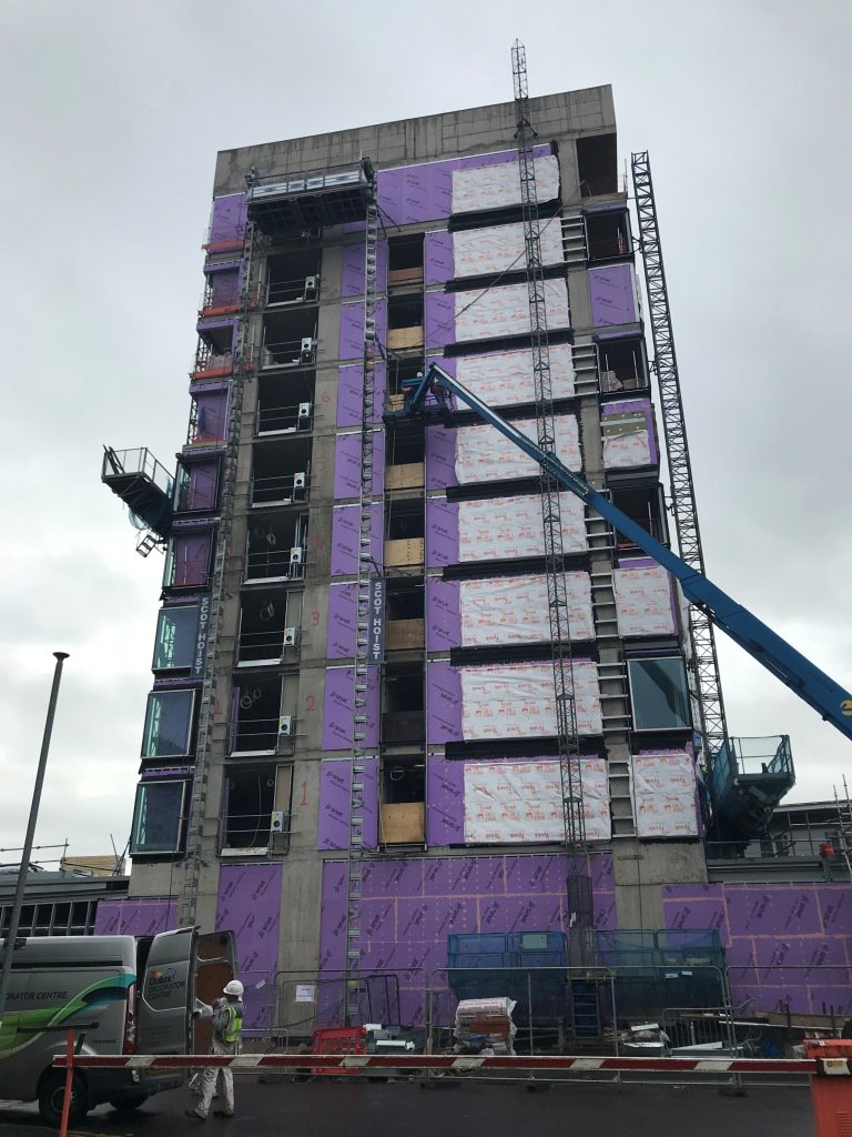 Radisson Red tweet media