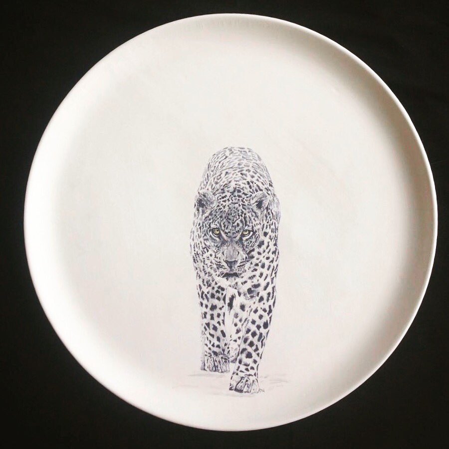 PlatterProject's tweet photo. What a beaut! 🙌 #ThePlatterProject #wildlifephotography #wildlifeart #wildlifeartists #art #inspiration #leopard https://t.co/3sF5KqNs0F
