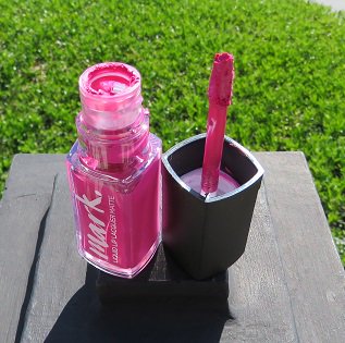 BSticksandBlush's tweet photo. You missed some great beauty hacks on the blog this week. Check it out. 
https://t.co/kcWhGWgzuL https://t.co/QwnjeKn8nW