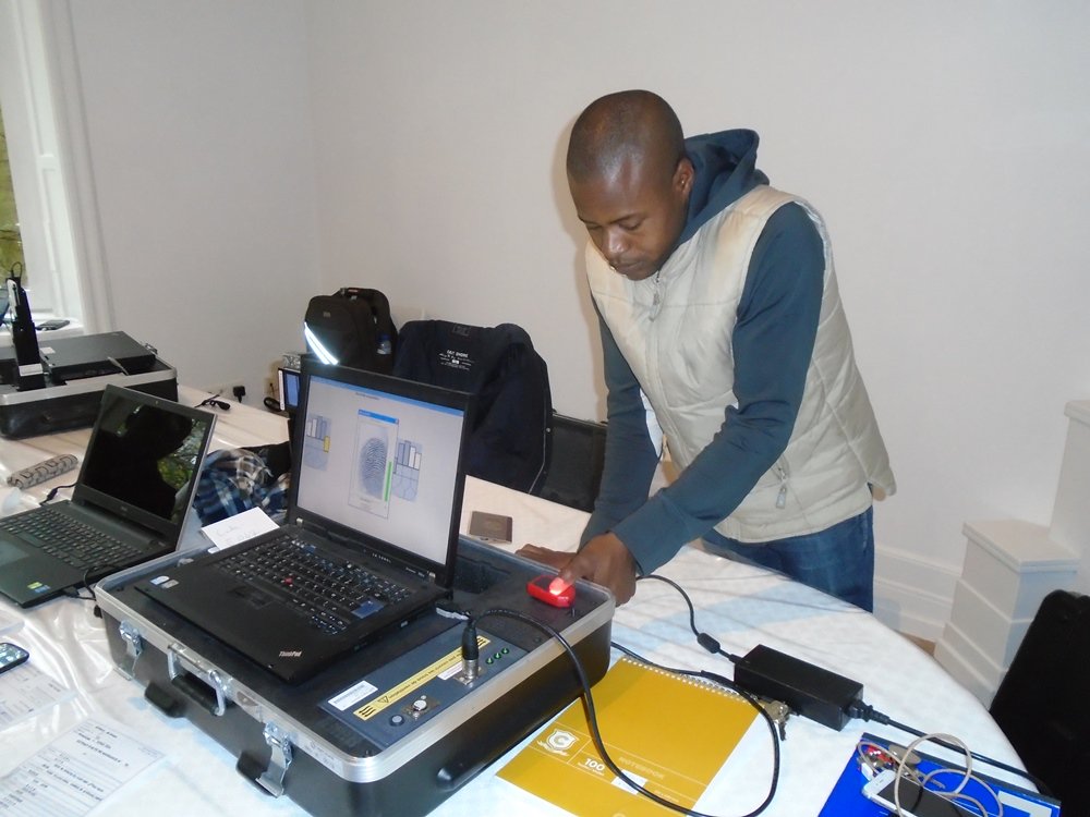 AmbaMali_Bxl's tweet photo. #AMBXL La mission conjointe Ambassade - #CTDEC se rend ce weekend à #Anvers et #Liège https://t.co/is8YqDQnCX https://t.co/SLxon4TtNF
