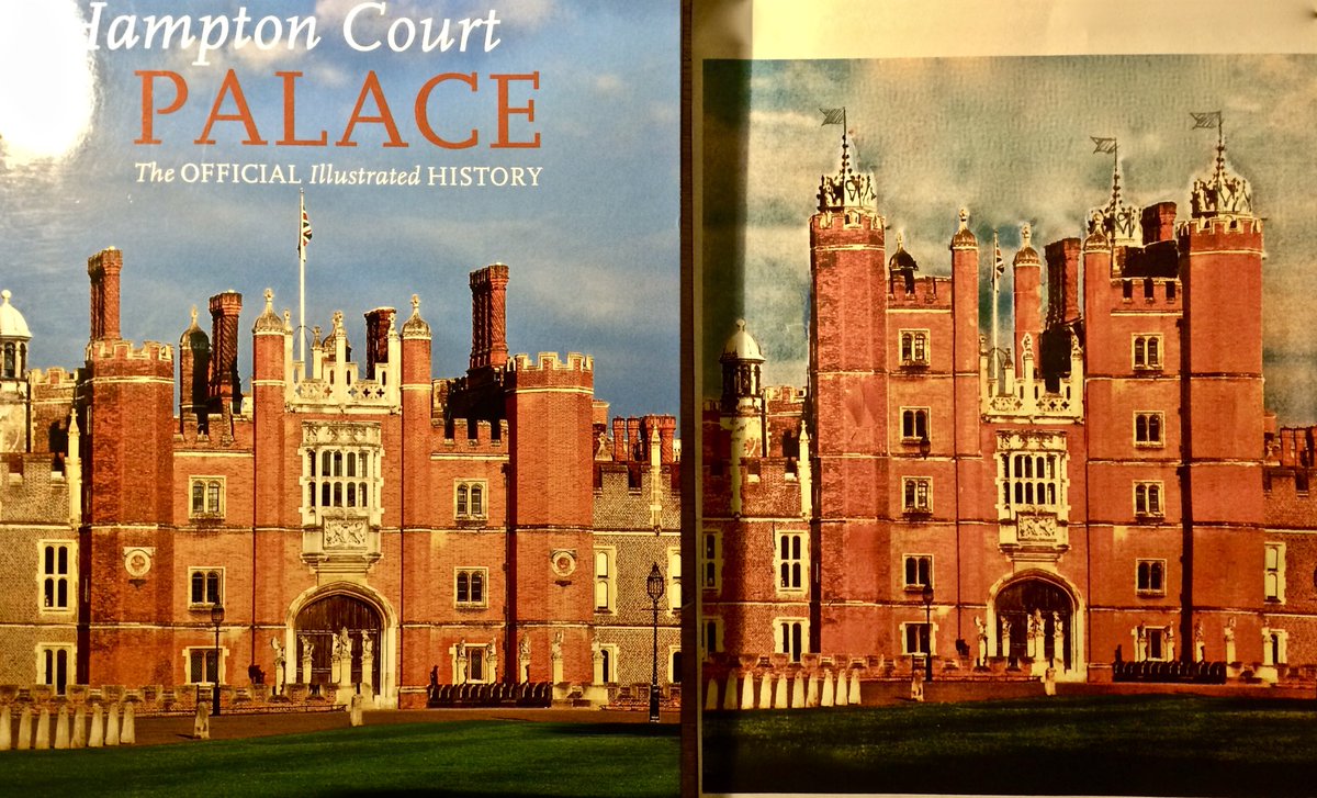 The original gatehouse @ Hampton Court Palace was much taller. <a href="/HRP_palaces/">Historic Royal Palaces</a> #HenryVIII