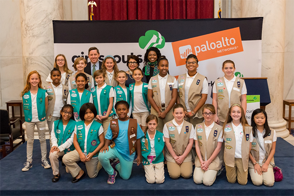 WeHireLdrsEMEA's tweet photo. We welcome the Next Generation of #Cybersecurity Experts - Girl Scouts! Cookies, anyone? https://t.co/UwHPx1y3Mh