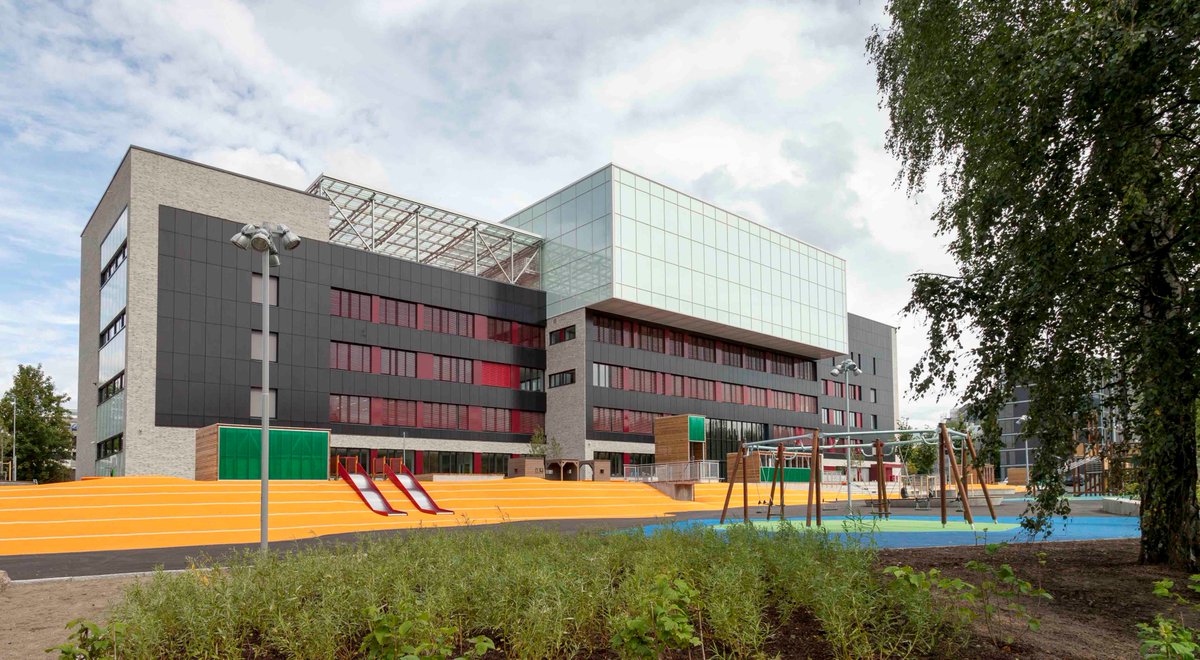 #Brynsengfaret #Skole in #Oslo with #OKALUX K #Lightdiffusing #Triple #InsulatingGlass by #OKALUX GmbH okalux.com/references/ref…