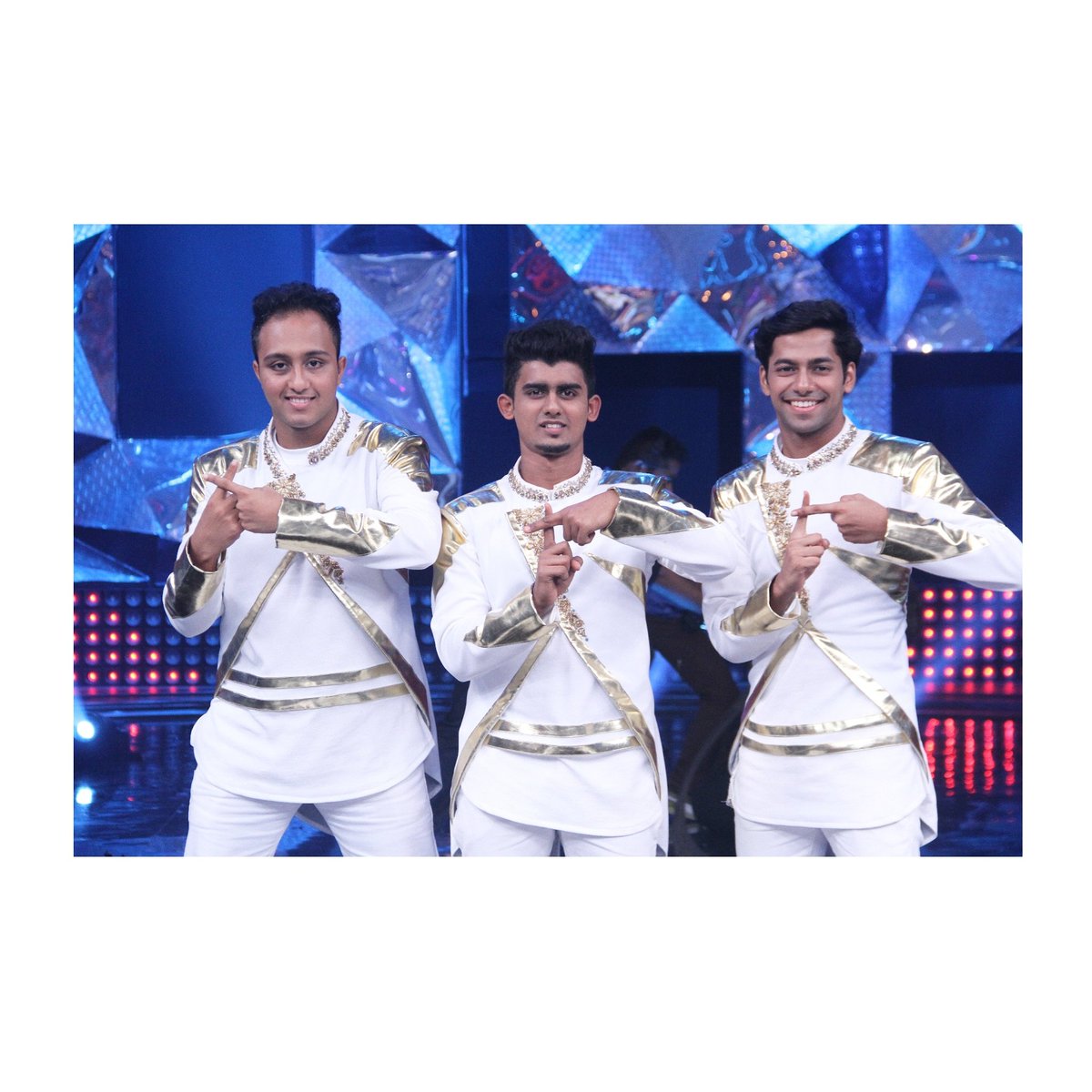 Nostalgia_trio's tweet photo. Ek level up 💯🔥
#nostalgia #danceplus3 https://t.co/ApAfS8qz9U