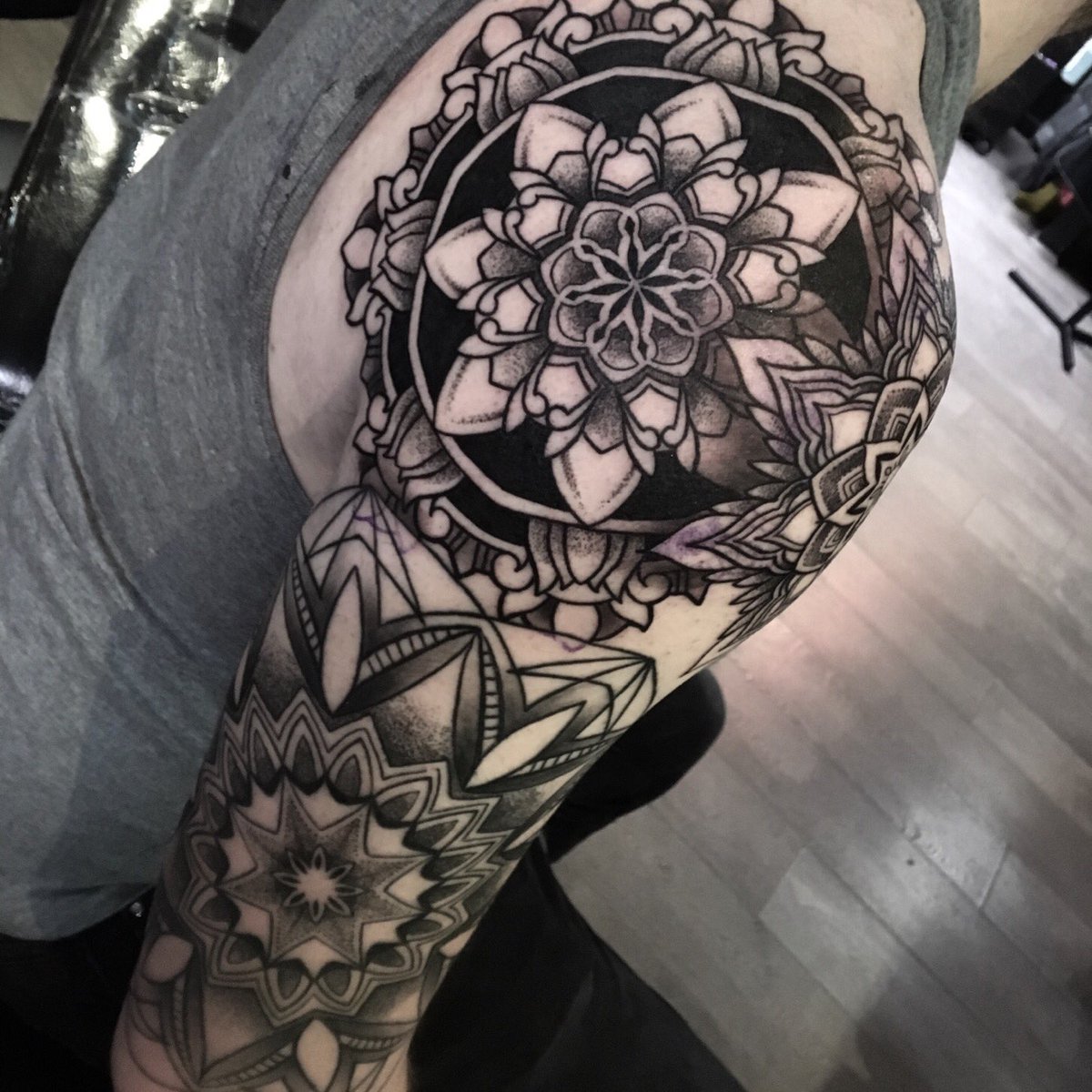 I will be at the Brussels Tattoo Convention on the 10-12th Nov. If you are interested to get a tattoo by me, email @ norbert_hlsz@yahoo.com