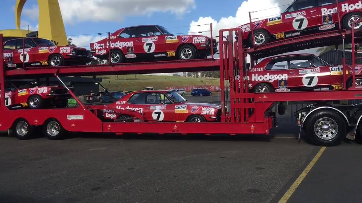SydneyMSP's tweet photo. Wow! The 'Ron Hodgson transporter' is just one of many sweet attractions at this year's Muscle Car Masters #MCM17 https://t.co/ggCV5WM0lI https://t.co/GlEXnfjy8r