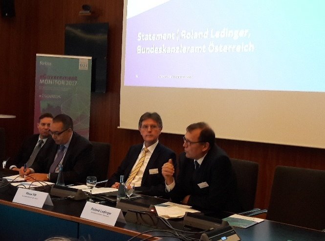 "Müssen Menschen abholen, wo sie sind. Wer 1 Auto kauft, soll nicht noch zur Zulassungsstelle müssen". Neu denken, fordert <a href="/Roland_Ledinger/">Roland Ledinger</a>