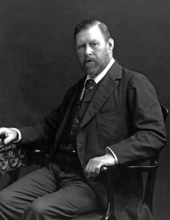 littlemuseumdub's tweet photo. #Dublin's Finest: Bram Stoker, creator of the vampire's vampire, Count #Dracula, born today in 1847. https://t.co/np4dgA5YxP