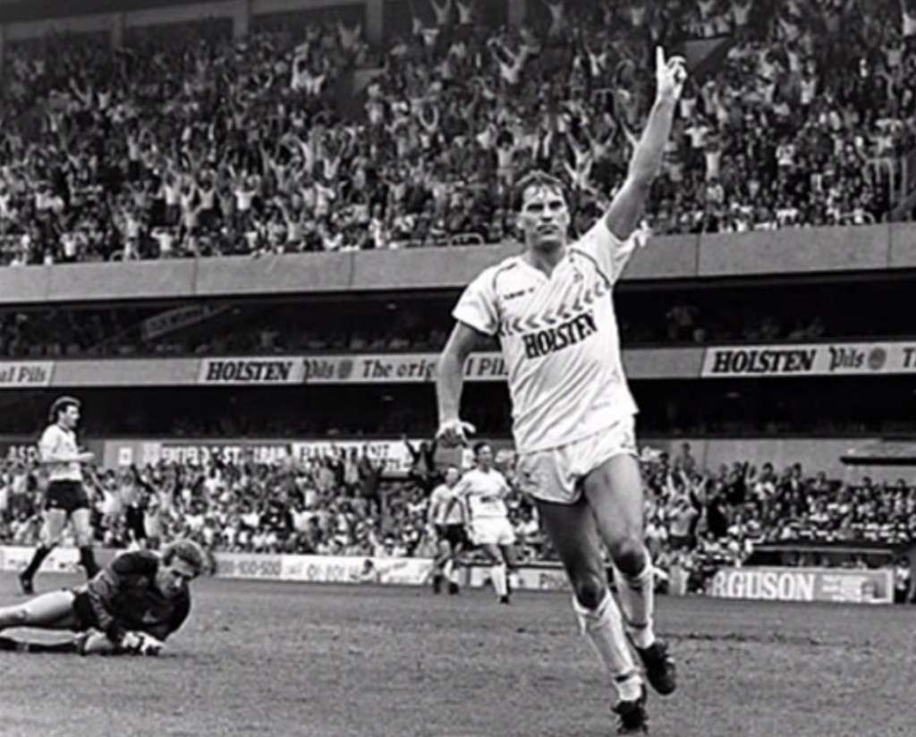 Happy birthday to the real GOAT Glenn Hoddle! 