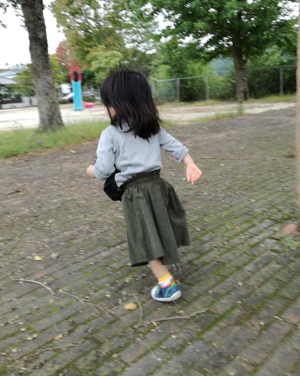 One Pieceが大好きな神木 スーパーカミキカンデ 我が家は親のことを子どもに お父さん お母さん と呼ばせてる家庭なんですけど 最近下の子 2歳女の子 が この指パパ ふとっちょパパ っていう童謡歌うようになって心からネフェルタリ