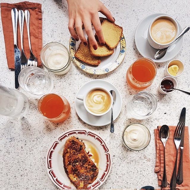 LResistants's tweet photo. Demain c'est samedi et vous savez ce que ça signifie ! #brunch #weekend #paris https://t.co/1dTwCotktp