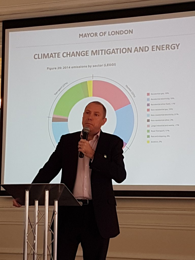 LSx_News's tweet photo. Great introduction! Thanks Andrew Richmond #LSxonEnvironmentstrategy #london @MayorofLondon https://t.co/JB4R2l0isC