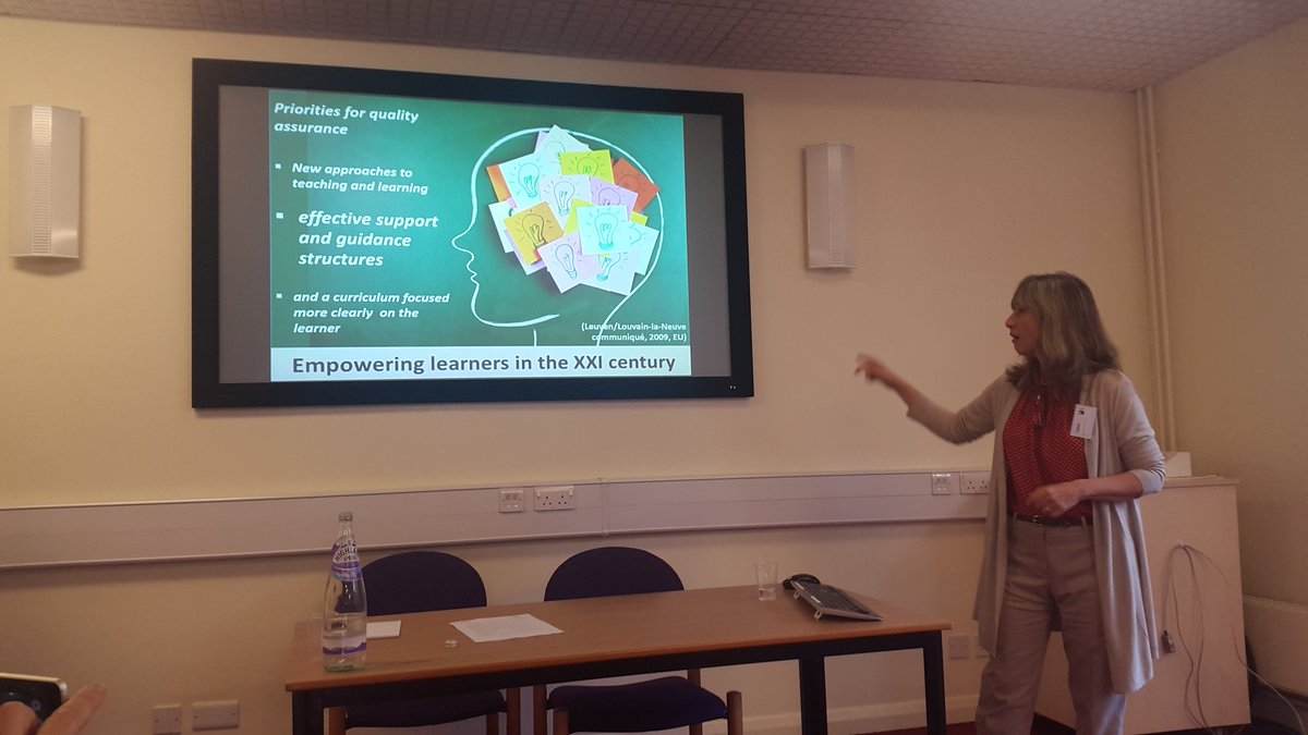 cova_rodrigo's tweet photo. @asanchezelvira Empowering learners in the XXI century with quality assurance and students support tools #OOFHEC2017 #EADTU #inadoc #UNED https://t.co/De5EdT2wKU