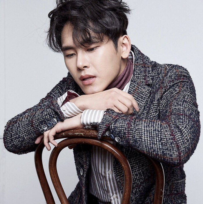 hoya official on twitter autumn man lee howon profile b cut hoya official on twitter autumn man lee howon profile b cut