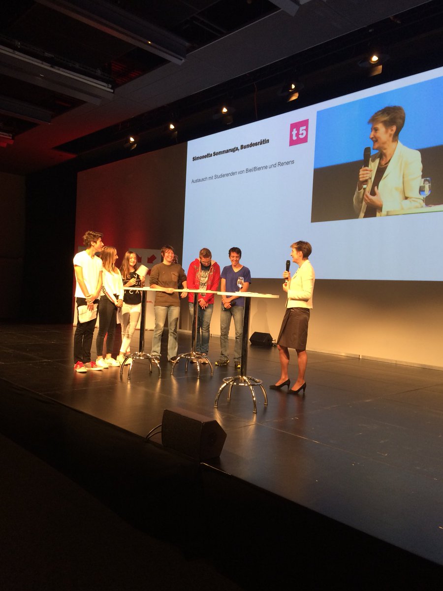 « Le fédéralisme, c’est la pluralité, avec des différences. Ce n’est pas l’anarchie des cantons »Simonetta Sommaruga