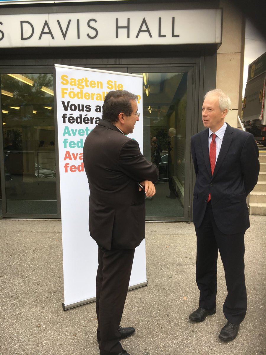 Notre invité d’honneur <a href="/AmbStephaneDion/">Stéphane Dion</a> évoquera le fédéralisme en général, et canadien en particulier #CFED17