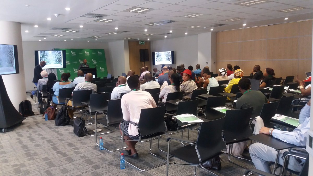 CityTshwane's tweet photo. #OTM2017 #TransportIndaba Key industry players gathered, discussing transport issues. https://t.co/5vE05I3Yun