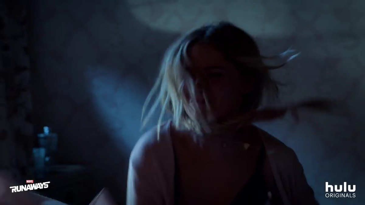 GinnyIsMyAll's tweet photo. oh wow. this moments are promised to be super intense. Virginia's acting is amazing 😍🔥 #RunawaysMarvel @VirginiaGardner https://t.co/r6SBcjfPSi