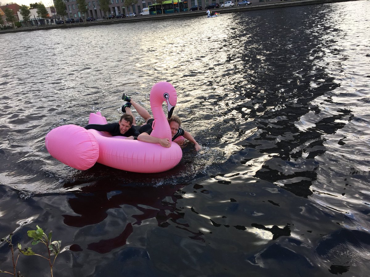 rubenhoukes's tweet photo. Discipline hoog in het vaandel bij @Schooljudo_nl als ze straf verdienen 😂💪💪💪😂 #koud #spaarne #haarlem https://t.co/nMppNsntES