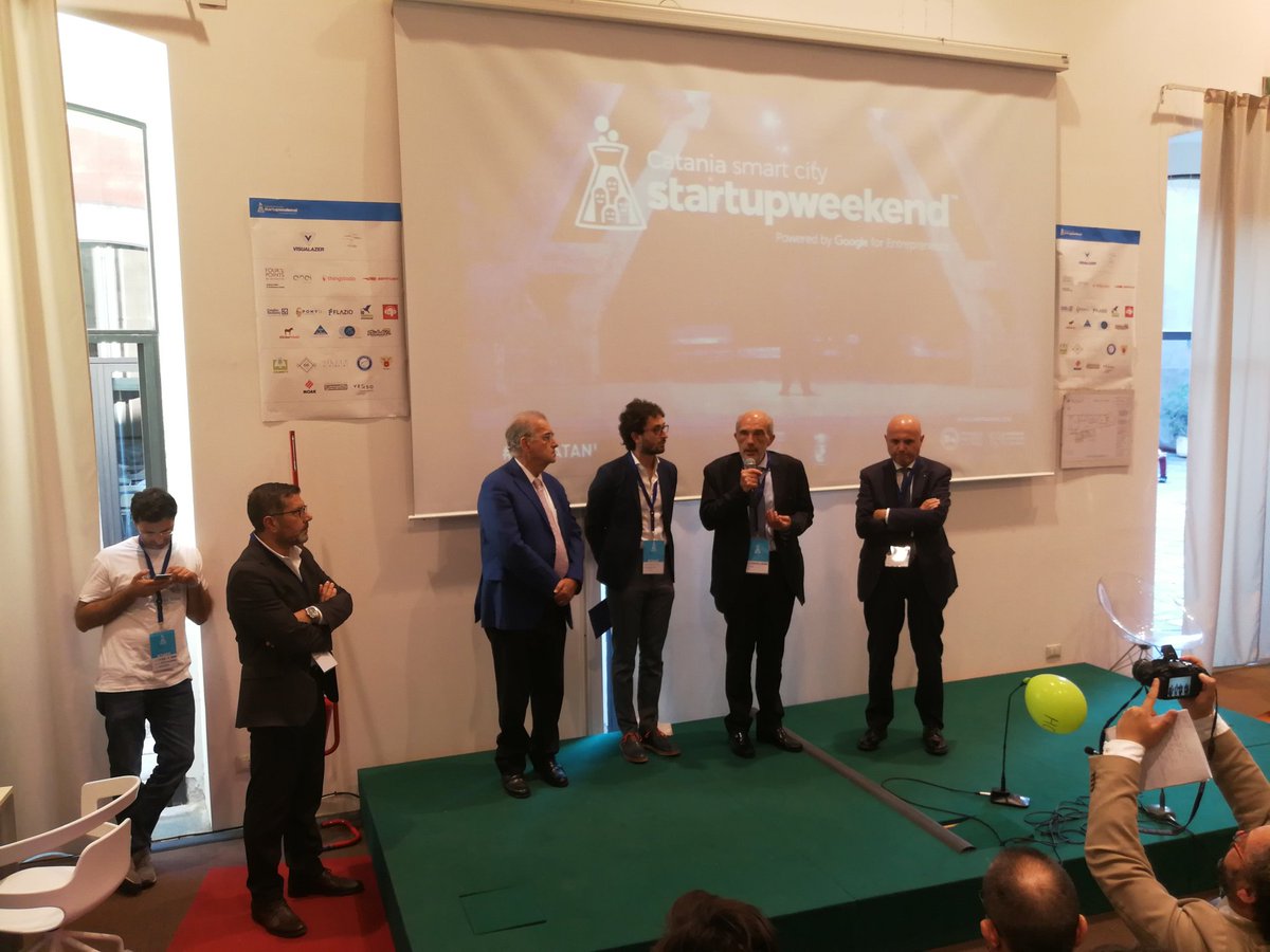 #SWCatania17 Il Rettore dell'Ateneo prof. Basile, il presidente del Cof, prof Crimi e il responsabile scientifico dell'evento prof. Faraci.