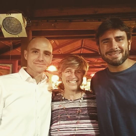 giulianadipillo's tweet photo. Grazie di cuore a tutti i cittadini che ci sostengono. L'unione fa la forza e aumenta il coraggio di cambiare con noi il #DecimoRiparte https://t.co/hU2eiSiwRi