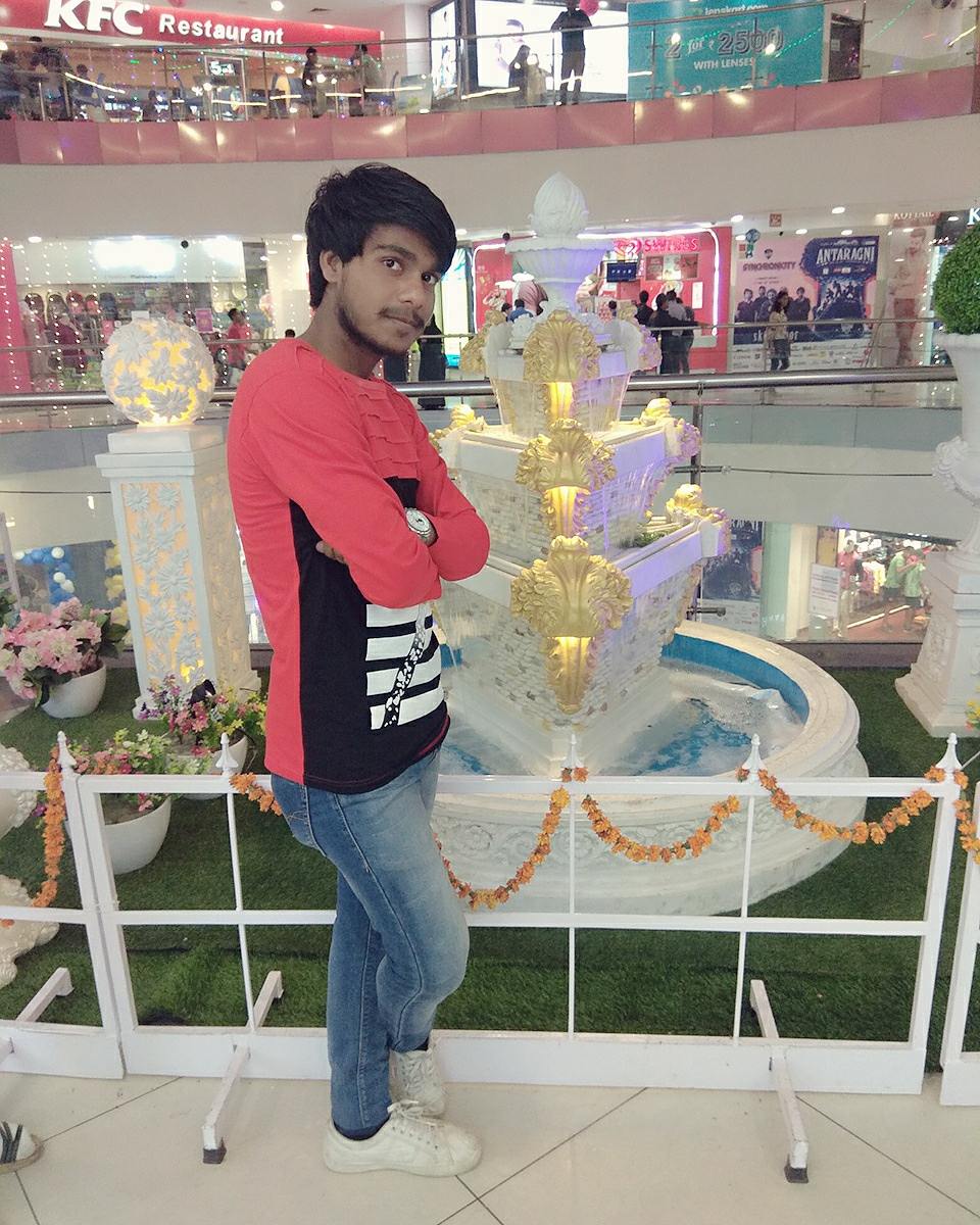 imAvanishkumar's tweet photo. #Zsquare #Mall #Kanpur https://t.co/OltSaKkWkc