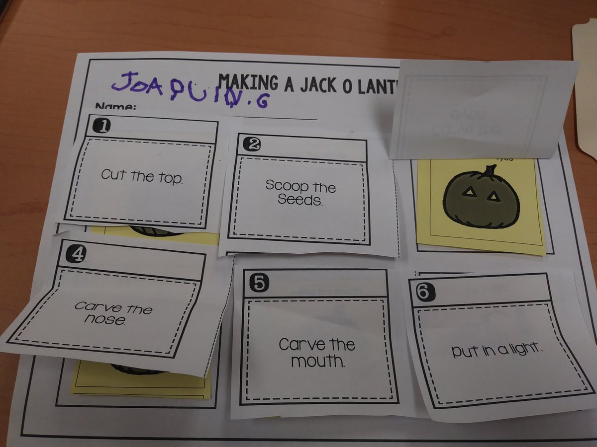 myexceptionalpk's tweet photo. Using our visual directions to make a jack-o-lantern today for #funfriday 🎃🍁 🍂 @hiddenoaksES https://t.co/ecq0uAvX5L