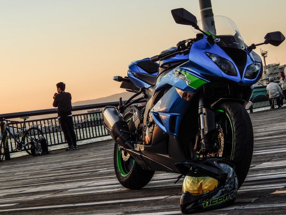 TOG_rocco's tweet image. 快晴な日のダイヤモンドポイントは素晴らしい夕陽を見せてくれます( ´-ω-`)
#ZX6R #iconmoto #Variant