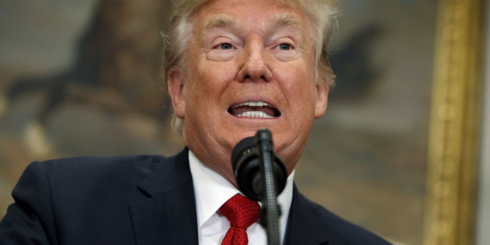 Trump sent \Happy Birthday\ message to the wrong Lee Greenwood. And message laughed.  