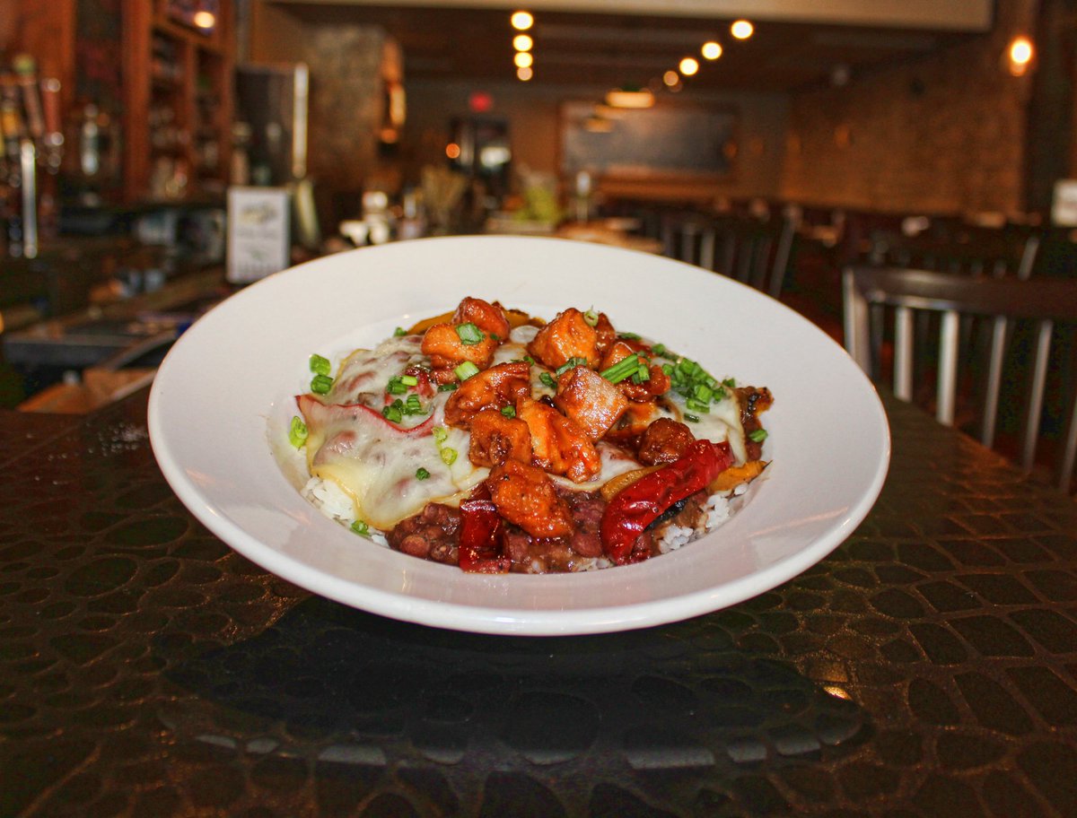 TheHutMHK's tweet photo. Try our new Bayou Bowl this #FriYAY to celebrate the end of another work week! All your favorite Cajun fixing in 1! @DowntownMHK #WhoDatHut https://t.co/Qruv7GcWBT