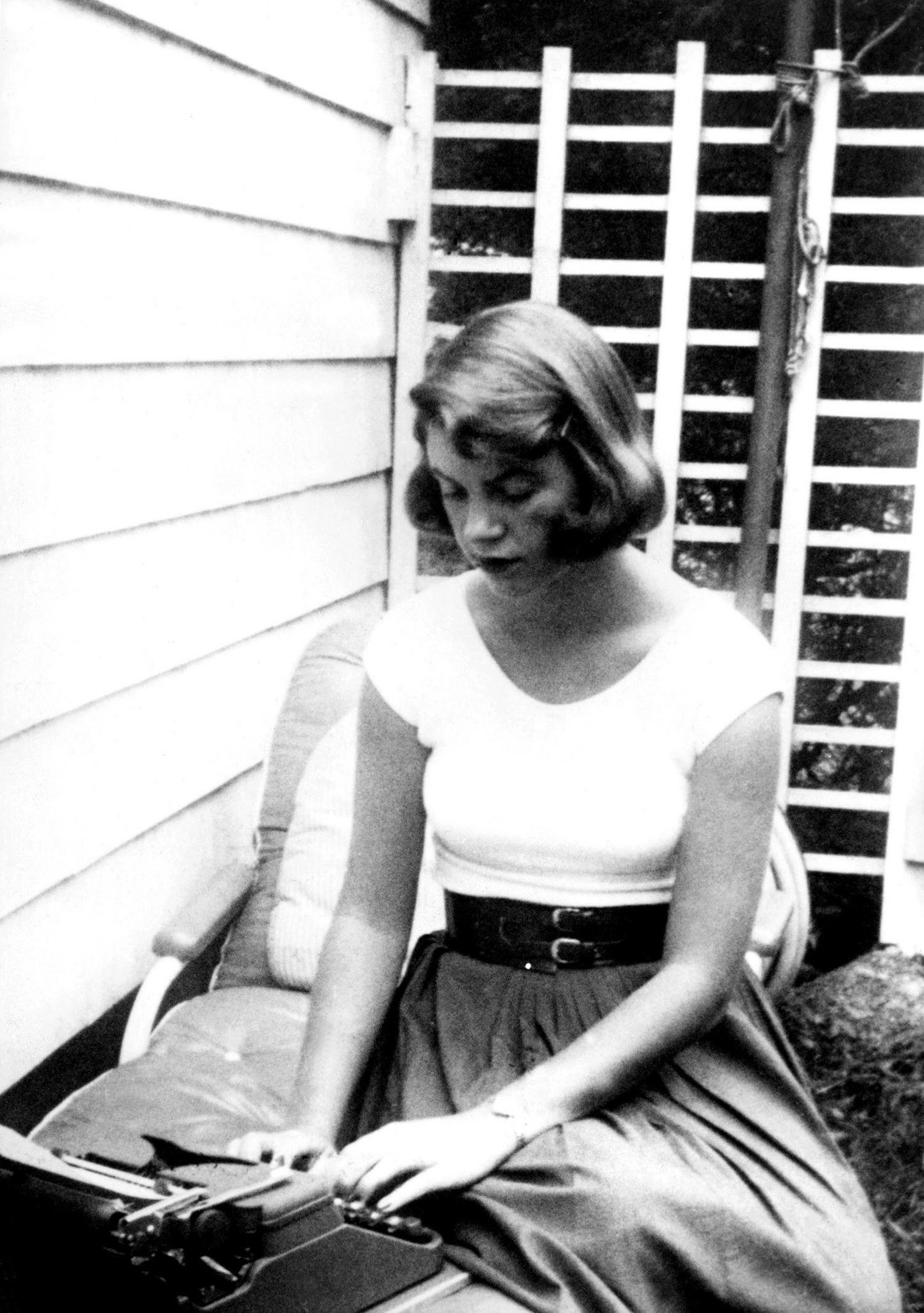 Happy birthday, Sylvia Plath! Of course you\re a Scorpio. 