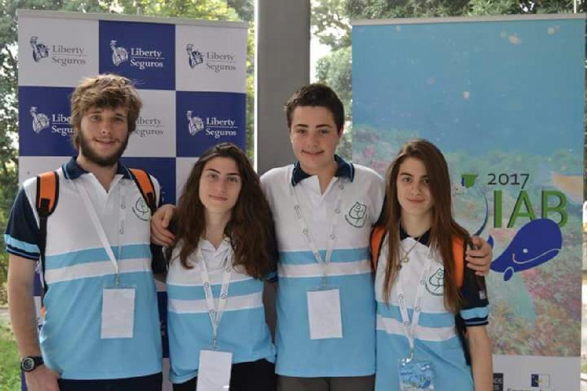 ORTArgentina's tweet photo. Alumnos de ORT participaron de las Olimpíadas Iberoamericanas de #Biología y trajeron la Medalla de Bronce. https://t.co/TCy6y9vfa2 https://t.co/mWMZ2SY4w3