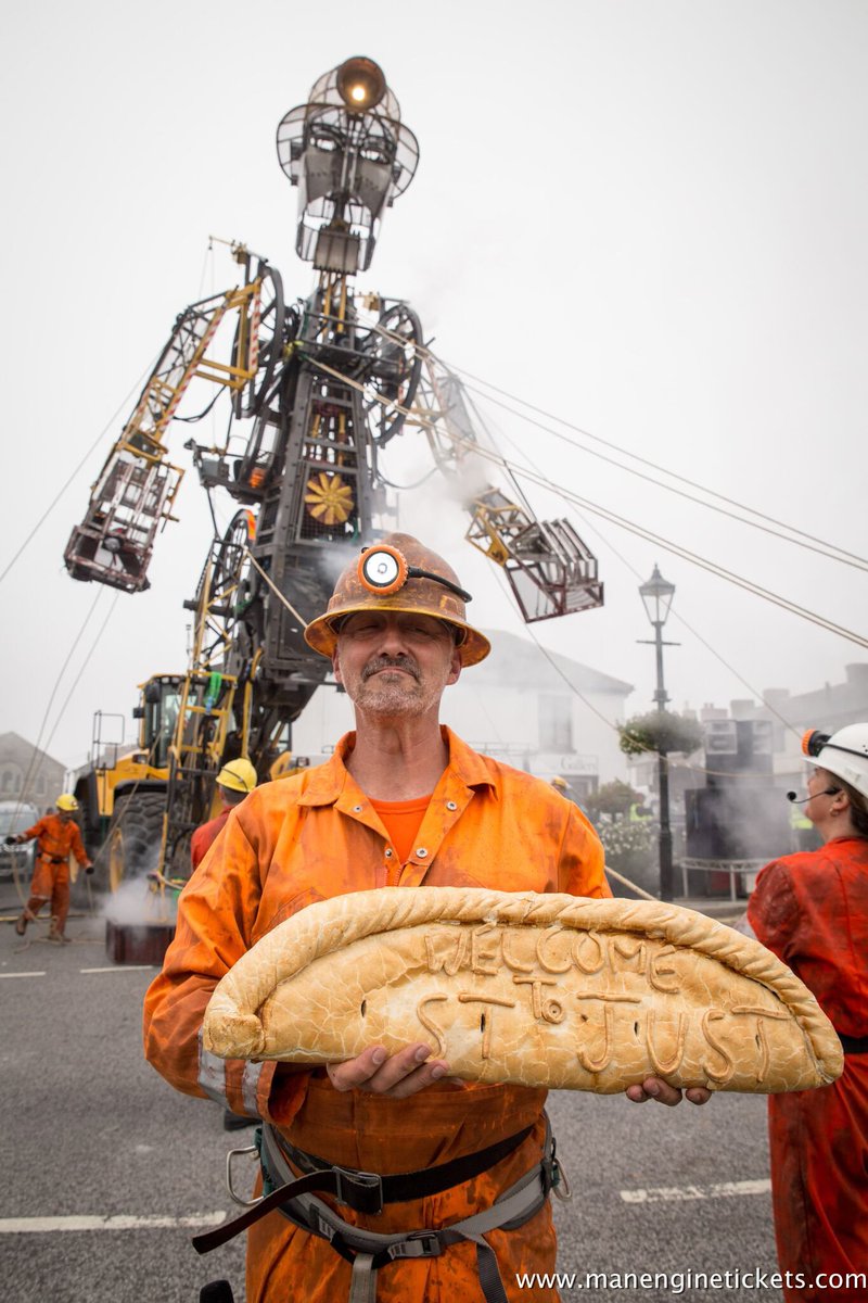 TheManEngine's tweet photo. Eat with ME, Drink with ME: plenty of cracking grub on sale https://t.co/wKsE9AXDpN #ResurrectME #EarlyBirdME https://t.co/dcybx6p296