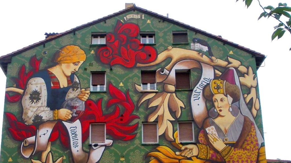TurismoVitoria's tweet photo. Vitoria-Gasteiz, candidata a la #CopaEspañaCreativa por su itinerario muralístico. Ell=s lo han hecho posible ⬇️📹 https://t.co/mAxQvoWN7Y https://t.co/NCTnQBqns4