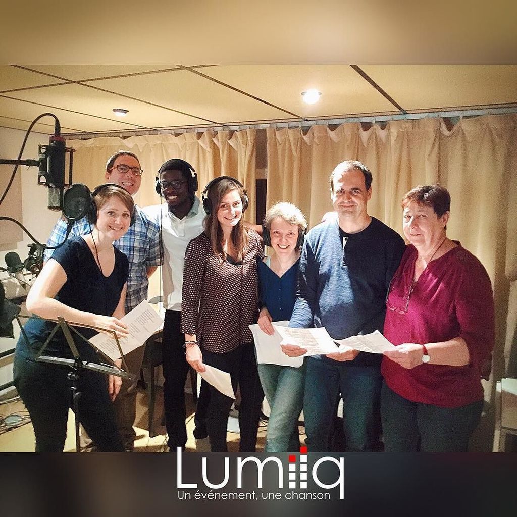 Lumiiq's tweet photo. En Studio à #Paris pour une reprise on fire de 🔸 Téléphone - Ça c'est vraiment toi 🤘🏻🤘🏻🤘🏻🤘🏻🤘🏻 https://t.co/SHRY006Nwu https://t.co/PxfZRMJxXD