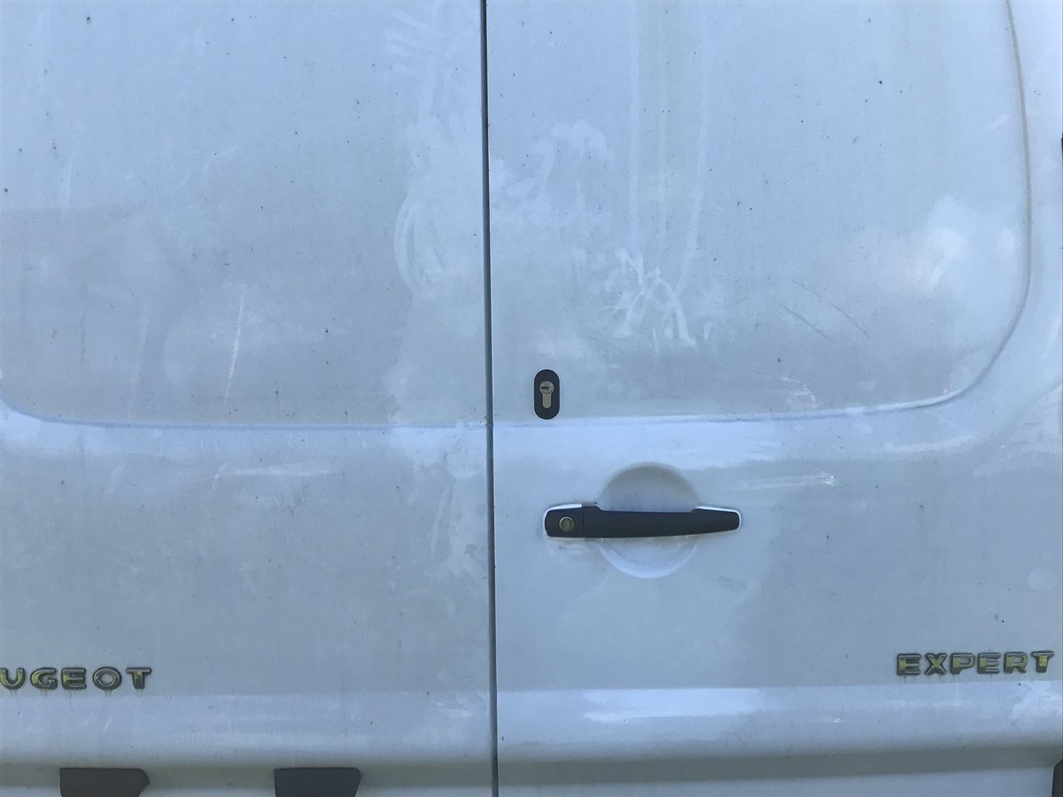 lincolntowbar's tweet photo. .@Locks4VansLtd #Thatcham Approved #Deadlocks installed into a #Peugeot #Expert after a recent .@VansAttack #lincsconnect #protectyourload https://t.co/9pg86NYWCQ