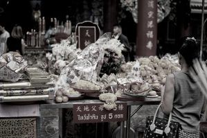 atomzboy's tweet image. Chinatown Bangkok – Hub of all things #chinese with Photo Gallery! #chinatown #bangkok #thailand buff.ly/2ll7At4