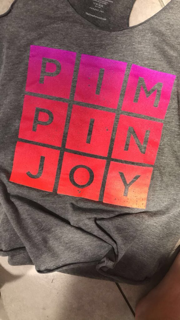 ManduRN's tweet image. When it is Super Hero Day at @orangetheory you wear the only super hero shirt you own!  @bobbybonesshow #pimpinjoy #otfhellweek
