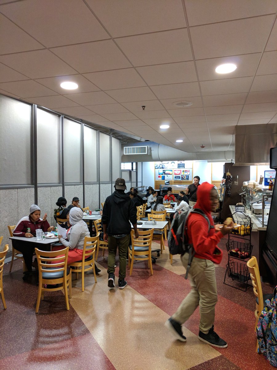 CHAWorkForce's tweet photo. Great turnout for Parent/Teacher conferences at CRLS. Thanks to @BankofAmerica for supporting The Work Force @Alicia_BofA_MA @KerryHSullivan https://t.co/5kEhEKHbId