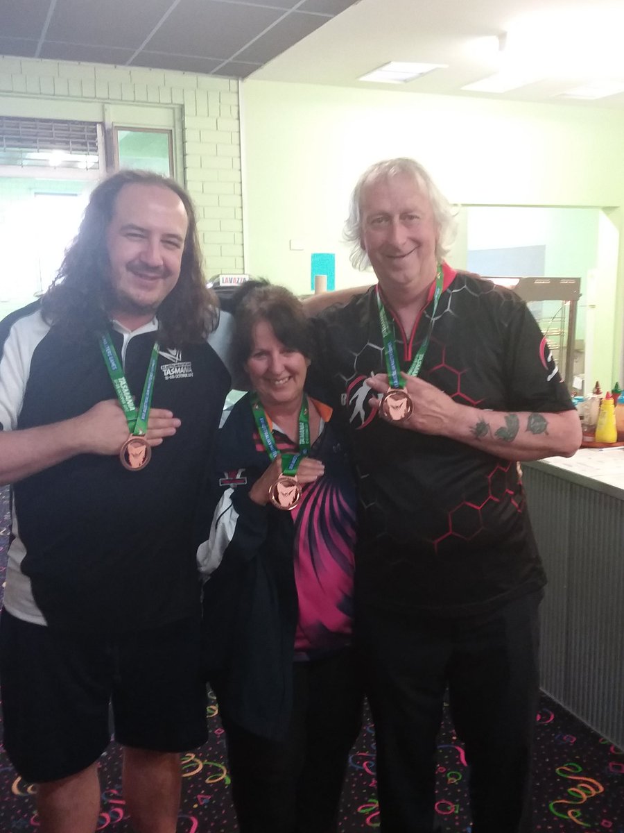 Brensthe1's tweet photo. What a great week, a great comp and great new friends! #AMG16 #medalsceremony https://t.co/PH1GnysvKa
