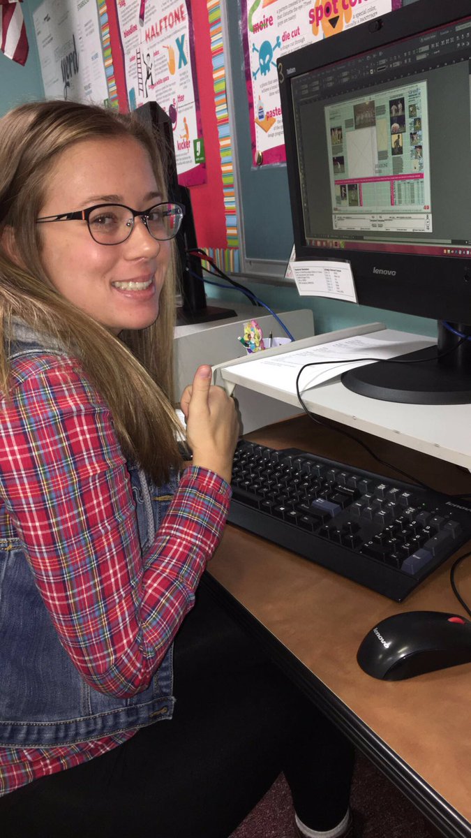 BWHSyearbook's tweet photo. McKenzie caught in the act #WorkingHardorHardlyWorking #yerd 📸📸 https://t.co/1i9kkDGxxy
