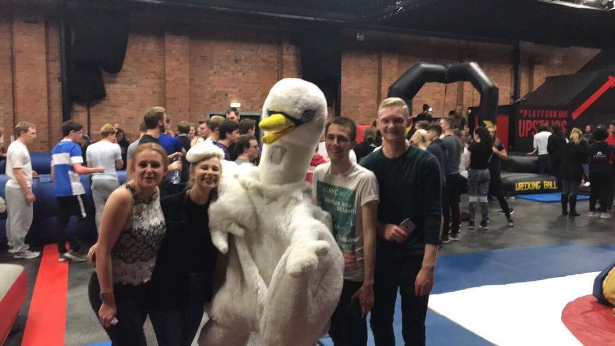 EnactusLincoln's tweet photo. Some of our team participated in the Activity Wars last night! Here they are with @lincolnSU ‘s mascot Swanny! #WeAreLincoln https://t.co/49ujq6CRo3