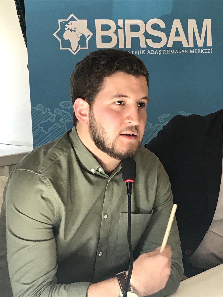 birsamorg's tweet photo. 3. konuşmacımız DİTİB RLP Eyalet Gençlik Kolları Başkanı İbrahim Alboğa DİTİB çalışmalarını anlatıyor. https://t.co/Acj3GxSVks