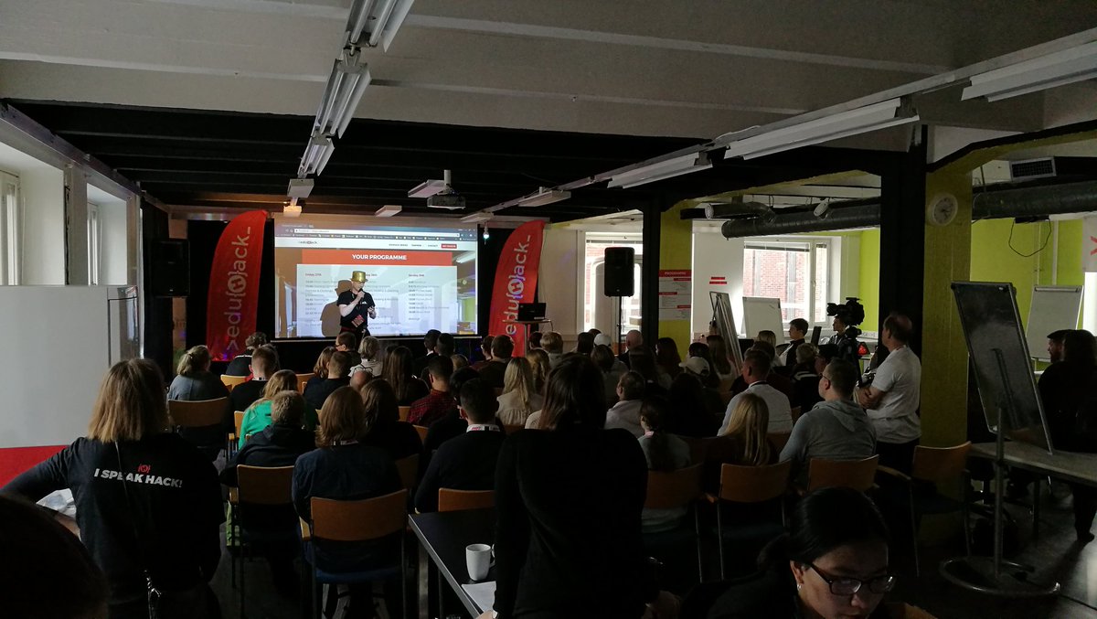 VMRuottinen's tweet photo. Eduhack is kicking in at @TribeTampere #eduhackfi @eduhackfi @educraftor https://t.co/9PRSxwE6X5